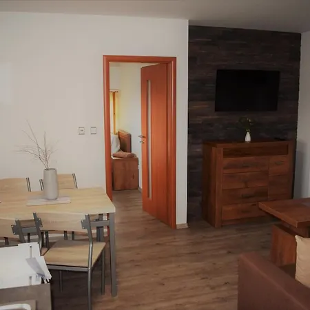 Roubenka 3*