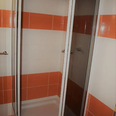 Roubenka 3*