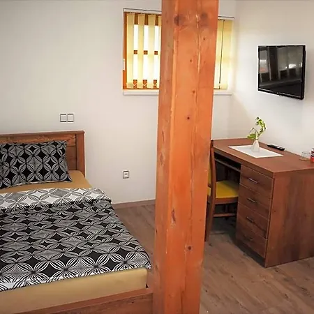 Hotel Roubenka 3*