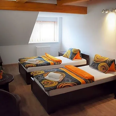 Roubenka 3* Tyniste nad Orlici