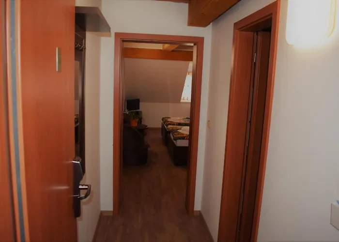 Roubenka 3*